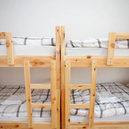 Hostel Lakebled *