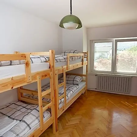 Hostel Lakebled